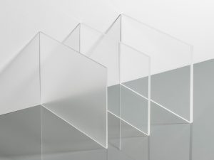 PMMA – Organinis stiklas „PLEXIGLAS“